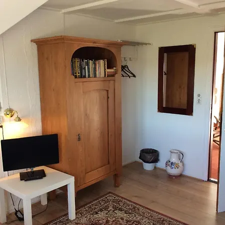 Guldbjerghus Bed & Breakfast 3*