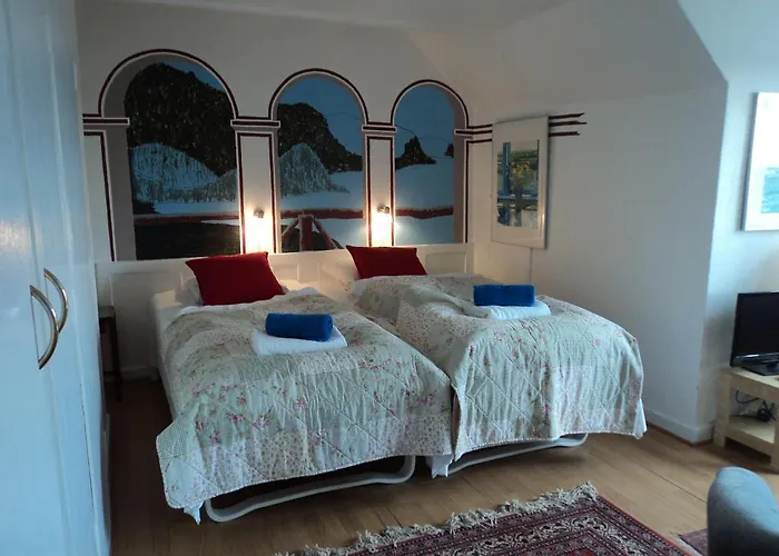 Guldbjerghus Bed and Breakfast Bogense