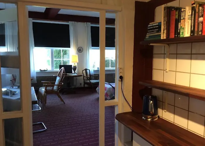 Guldbjerghus Bed & Breakfast 3*