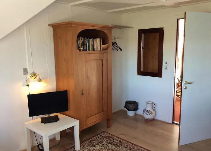 Guldbjerghus Bed & Breakfast 3*