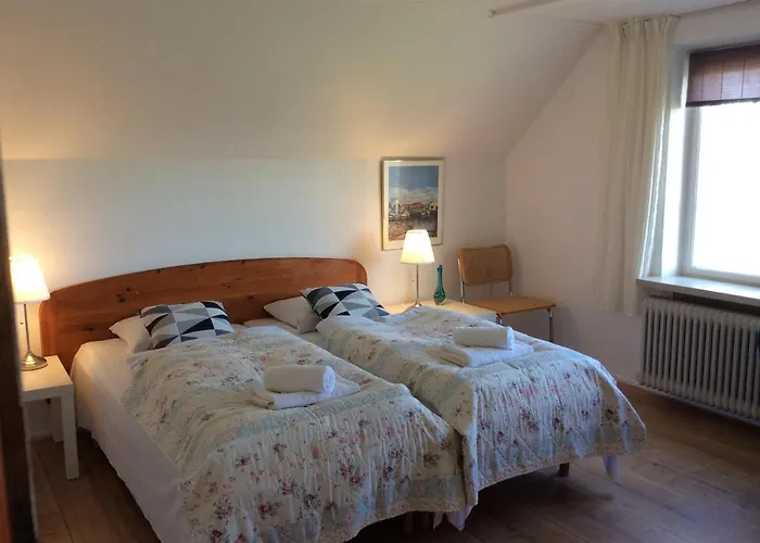 Guldbjerghus Bed & Breakfast Bogense